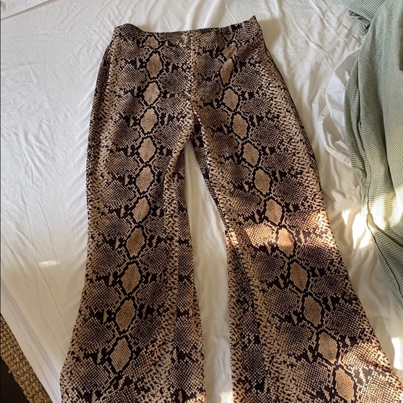Zara Snakeskin Print Flared Pants (Size Small) - Picture 5 of 8